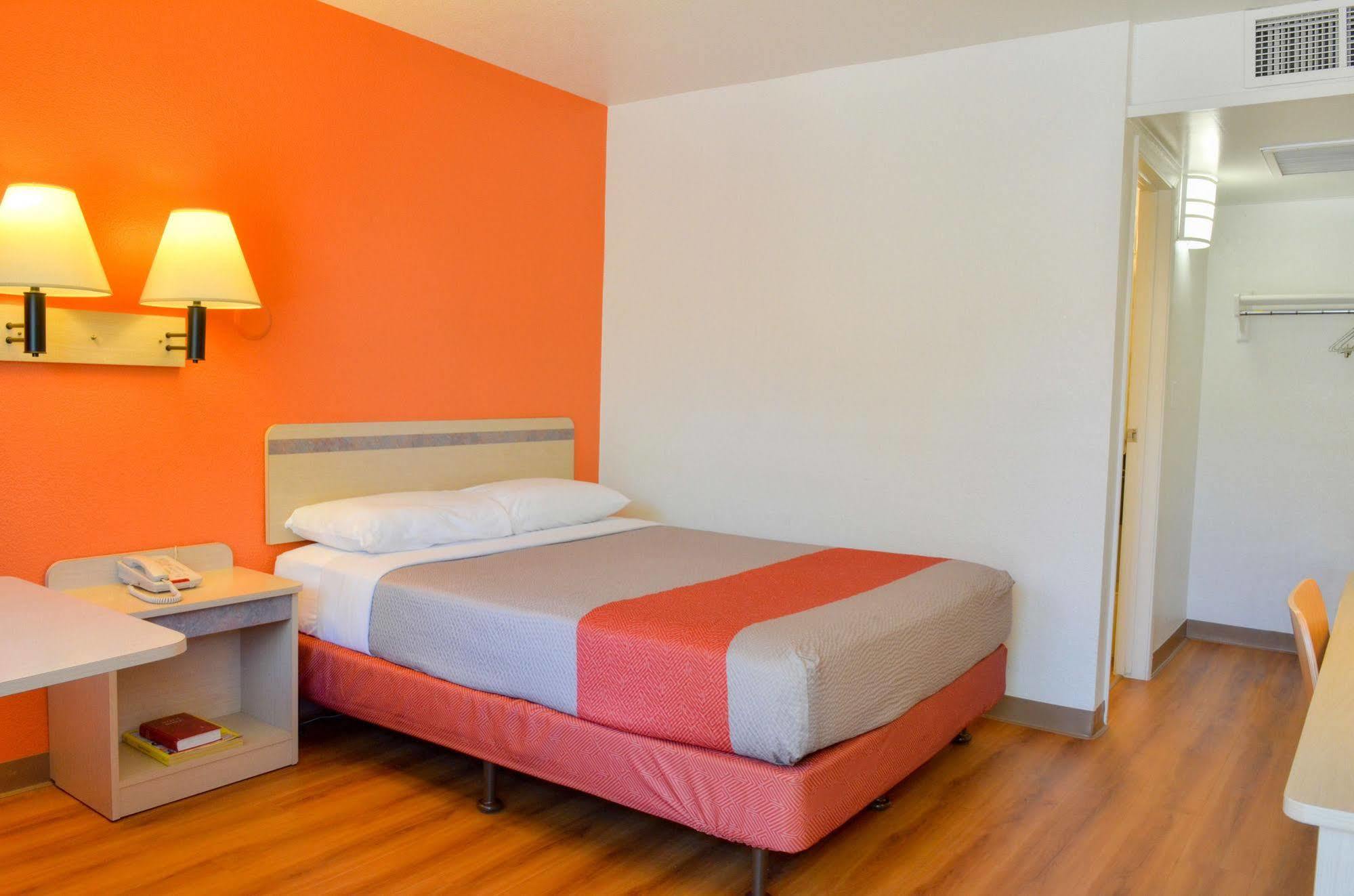 Motel 6-Santa Nella, Ca - Los Banos - Interstate 5 Ngoại thất bức ảnh